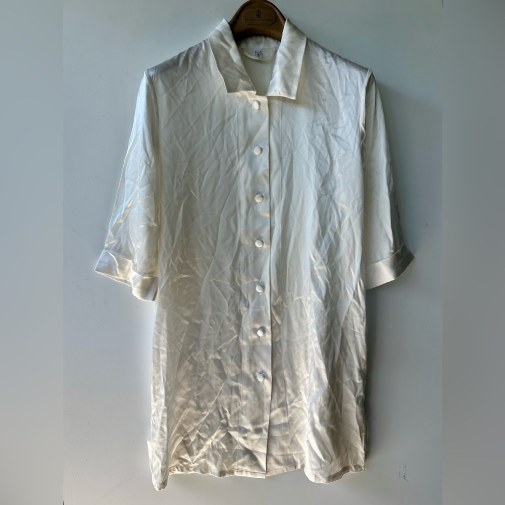 100% Mulberry Silk Lily Silk Long White Button Up Shirt, 1/2 sleeve, XS